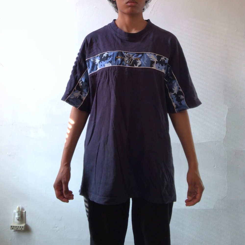 ♻️ Vintage graphic tshirt